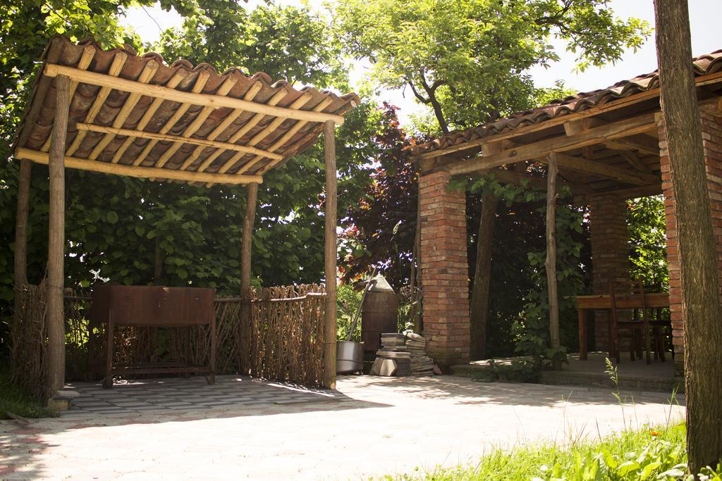 Nona Guest House Shilda Zewnętrze zdjęcie