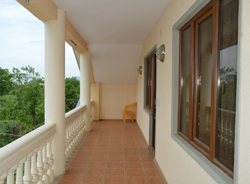 Nona Guest House Shilda Zewnętrze zdjęcie